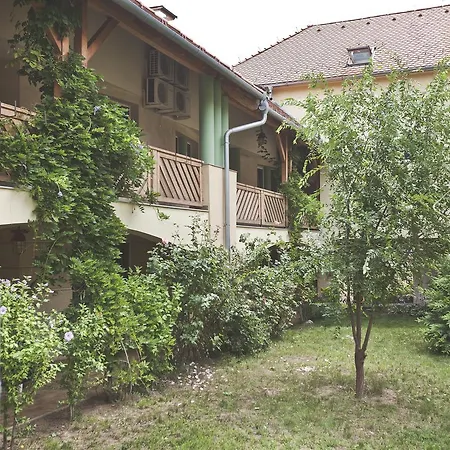 Hotel Makar Sport&atrium Pecs